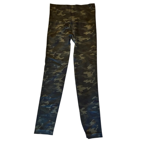 SPANX Camouflage Leggings | Size Medium | NWOT - Picture 4 of 8